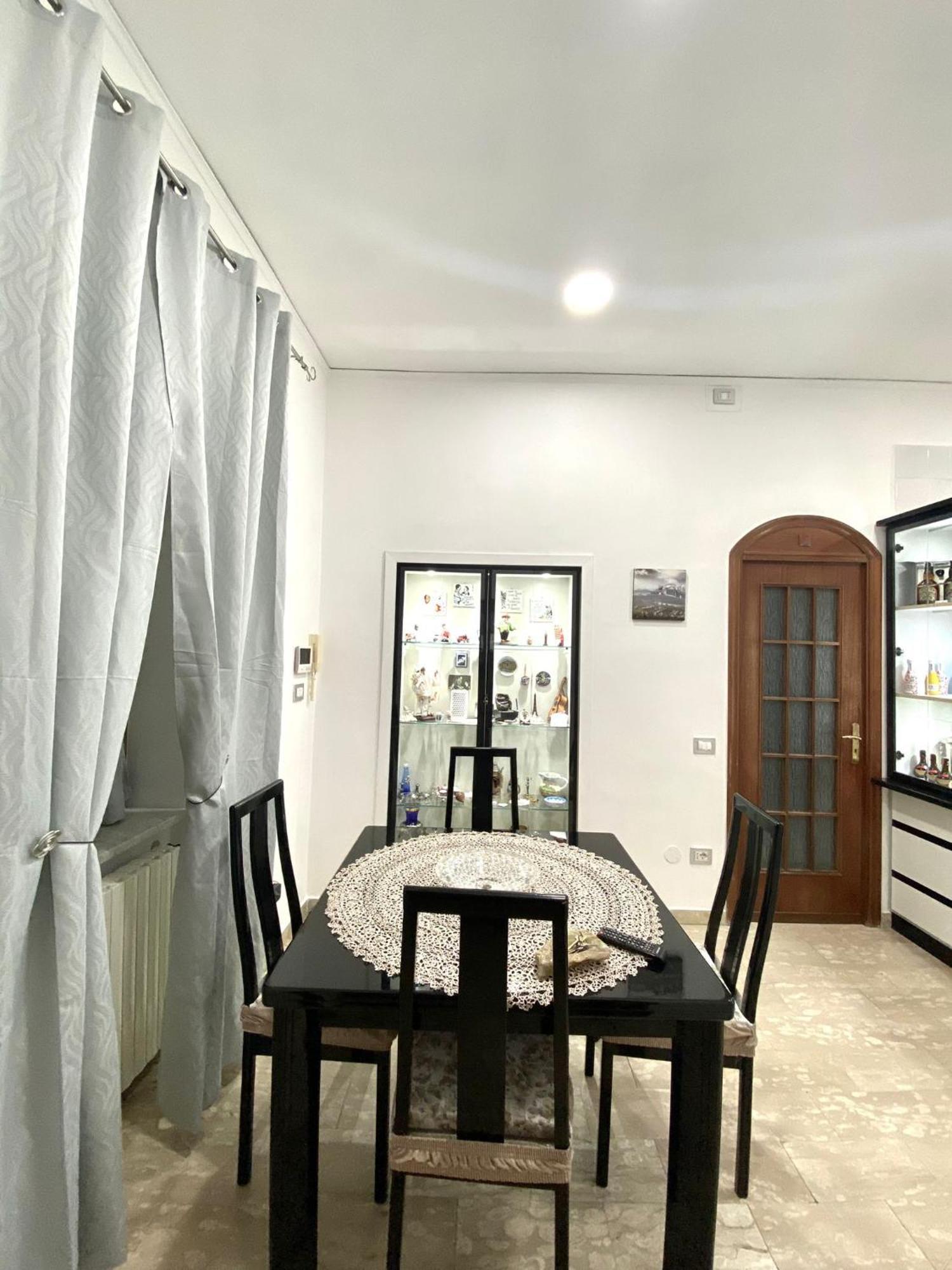 Castellano Apartment เนเปิลส์ ภายนอก รูปภาพ