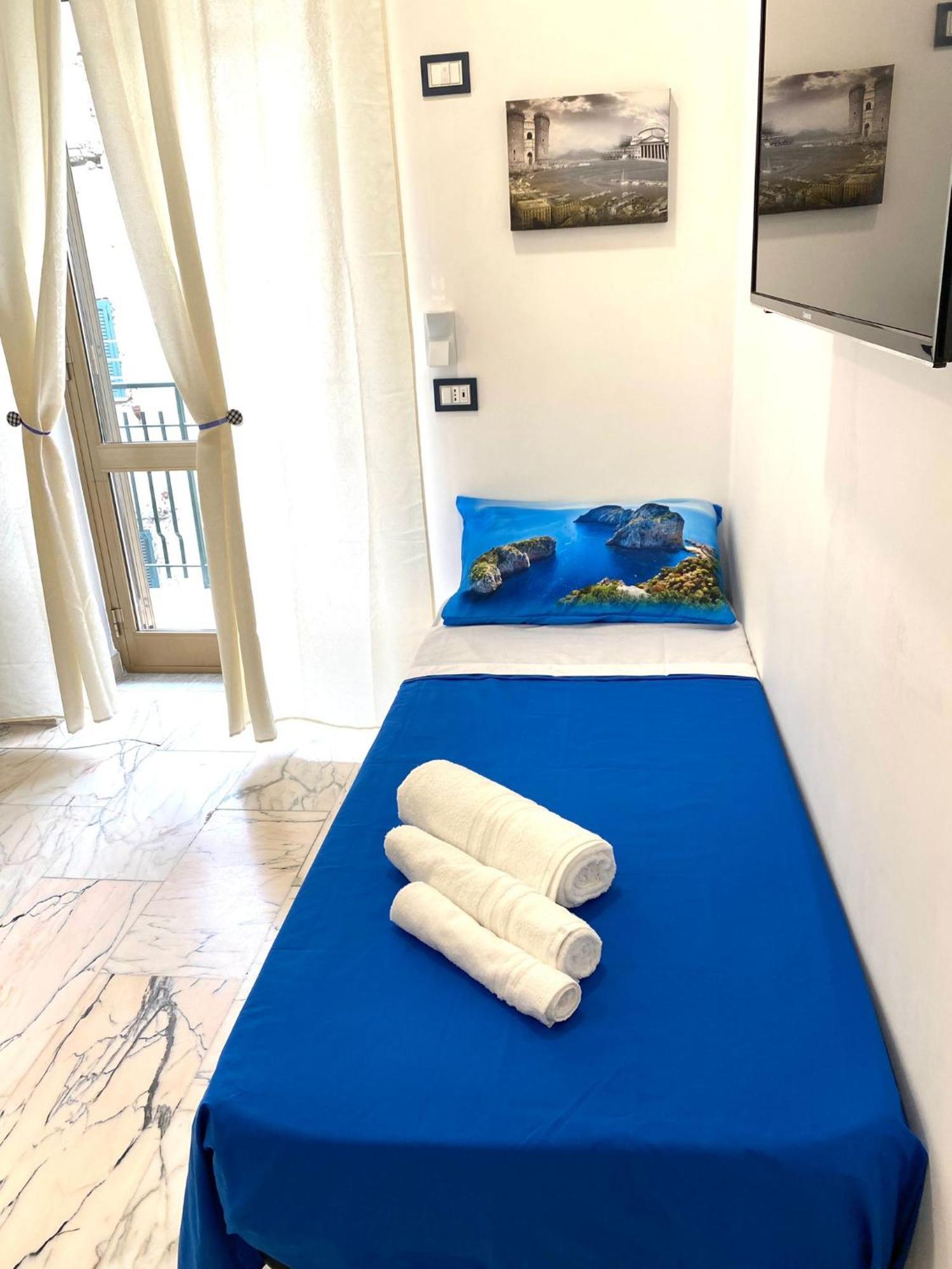 Castellano Apartment เนเปิลส์ ภายนอก รูปภาพ
