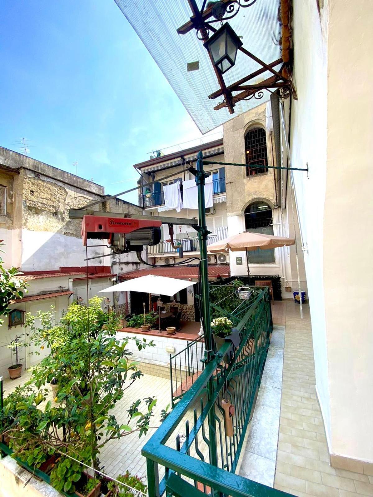 Castellano Apartment เนเปิลส์ ภายนอก รูปภาพ