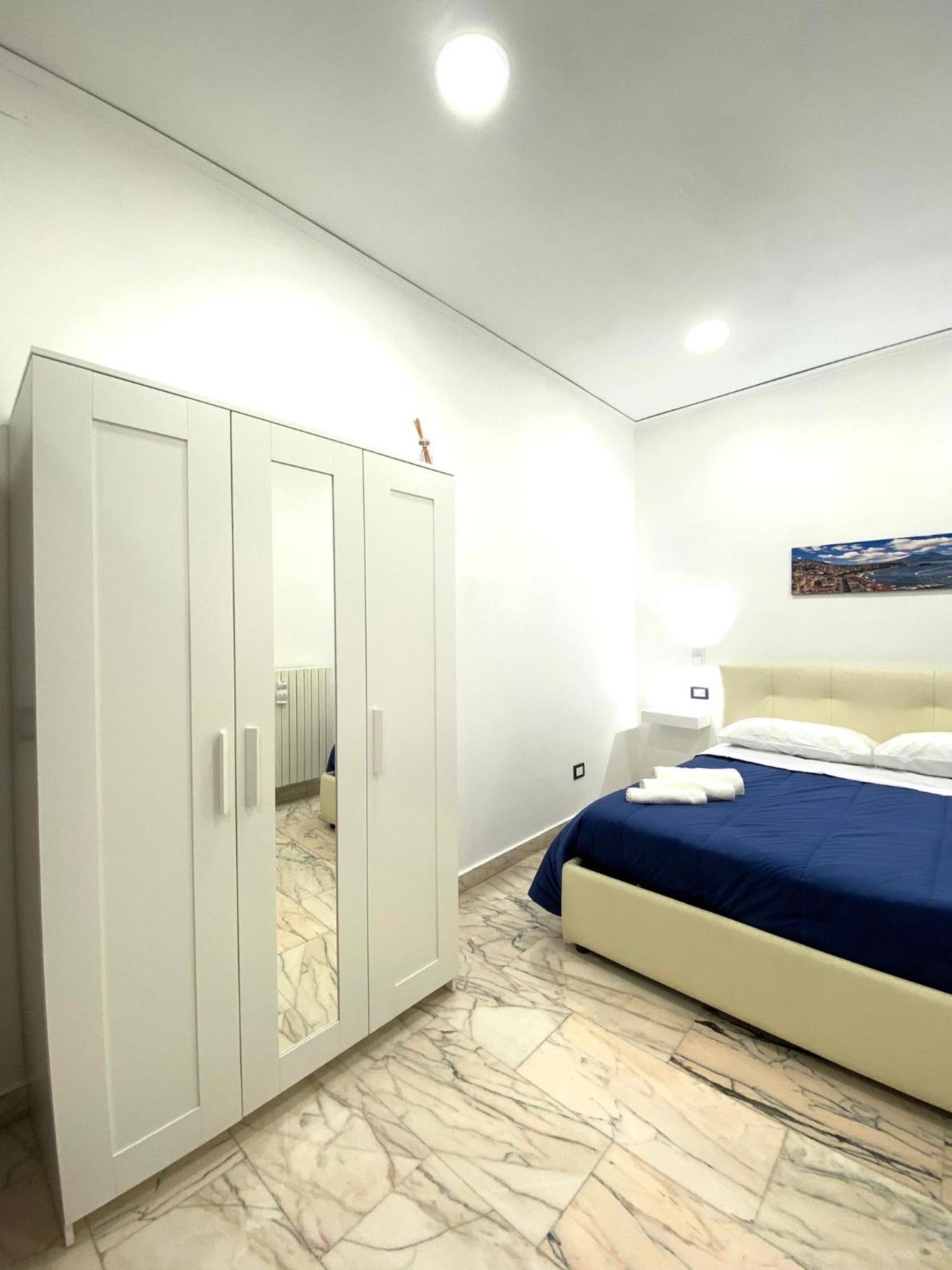 Castellano Apartment เนเปิลส์ ภายนอก รูปภาพ